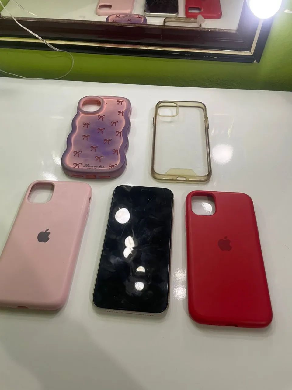 iPhone 11 usado com traseira quebrada.PREÇO NEGOCIÁVEL! - Foto 4
