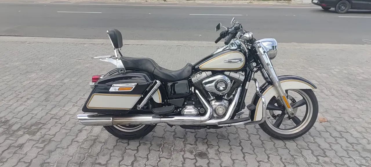 Harley Dyna Switchback FLD 1600
