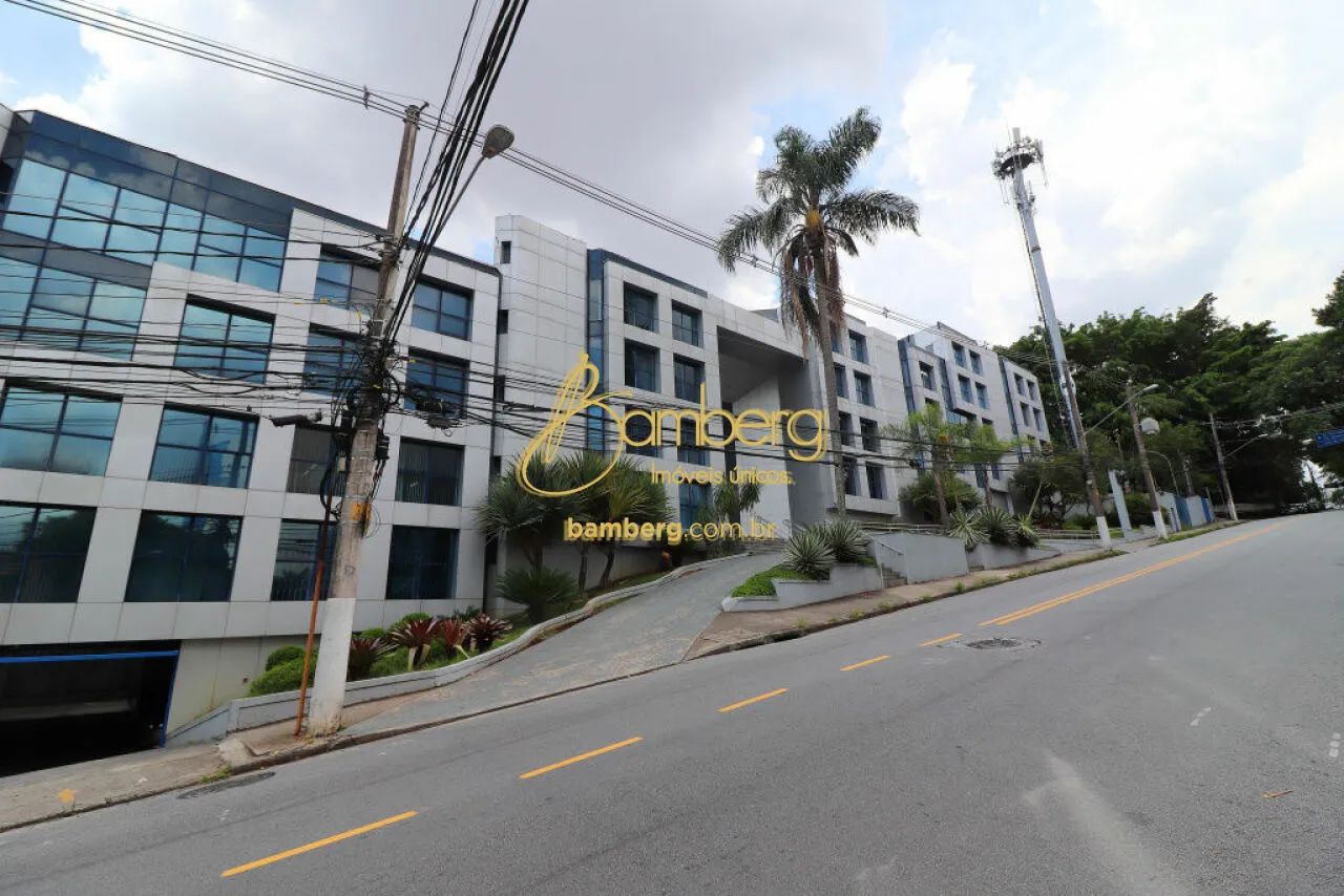 Conjunto comercial no Real Parque !