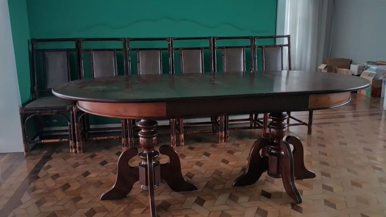 Mesa de jantar e seis cadeiras - Foto 2