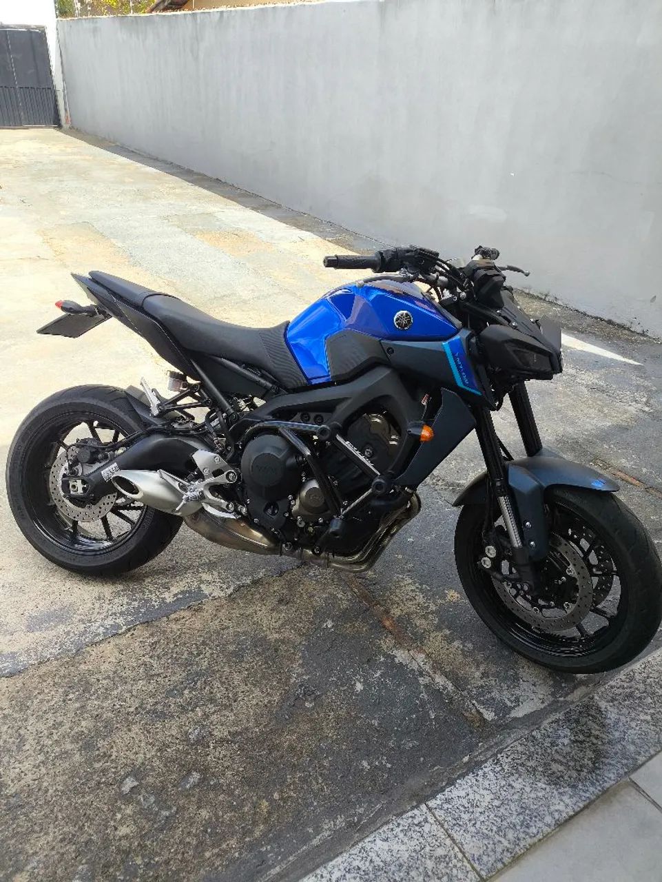 MT 09 