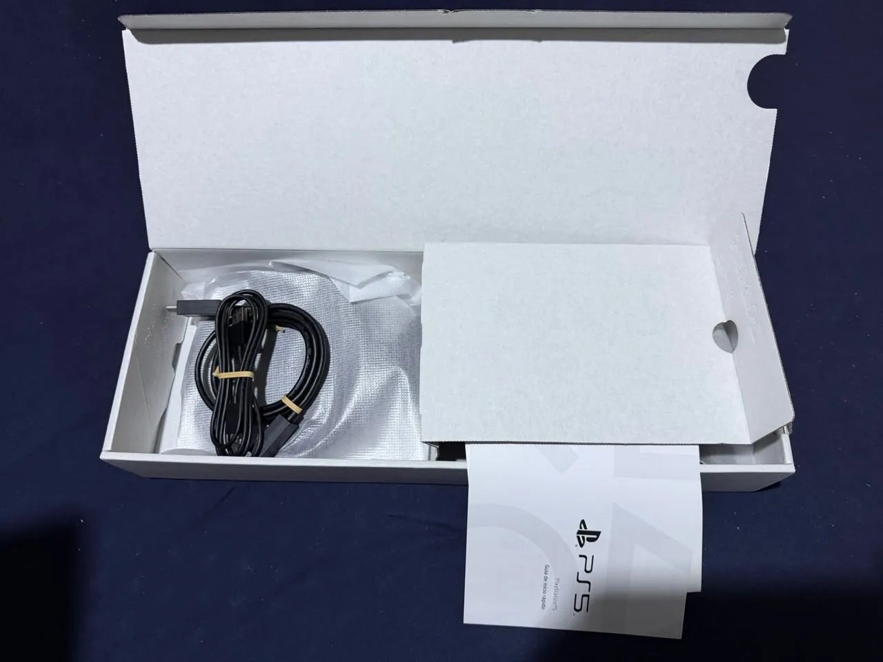 PS5 DESBLOQUEADO + 1 Controle original + Linux - Foto 2