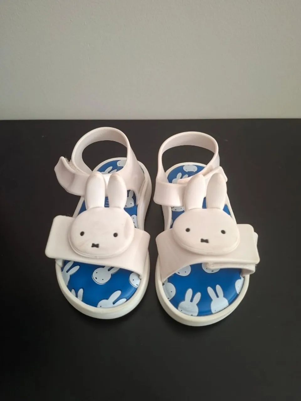 Sandália infantil Mini Melissa Jump + Miffy - Tam. 22 - Foto 2
