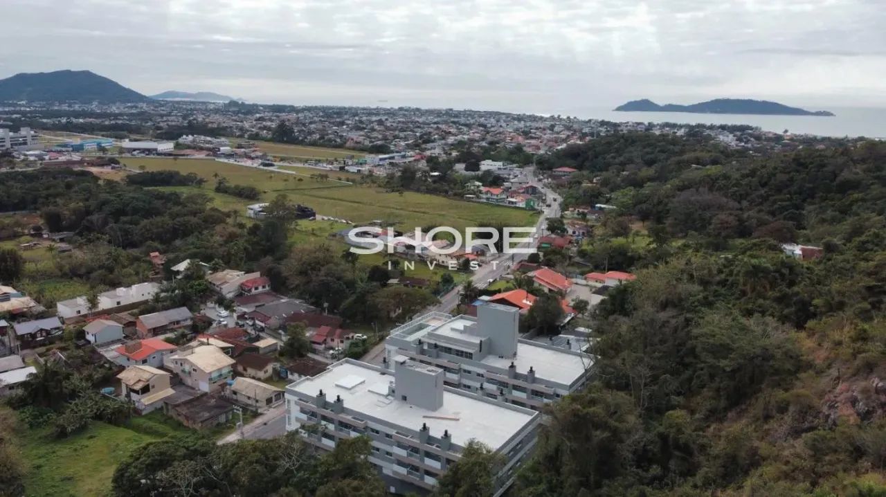Apartamento de 2 dormitórios, sacada com churrasqueira, financiável