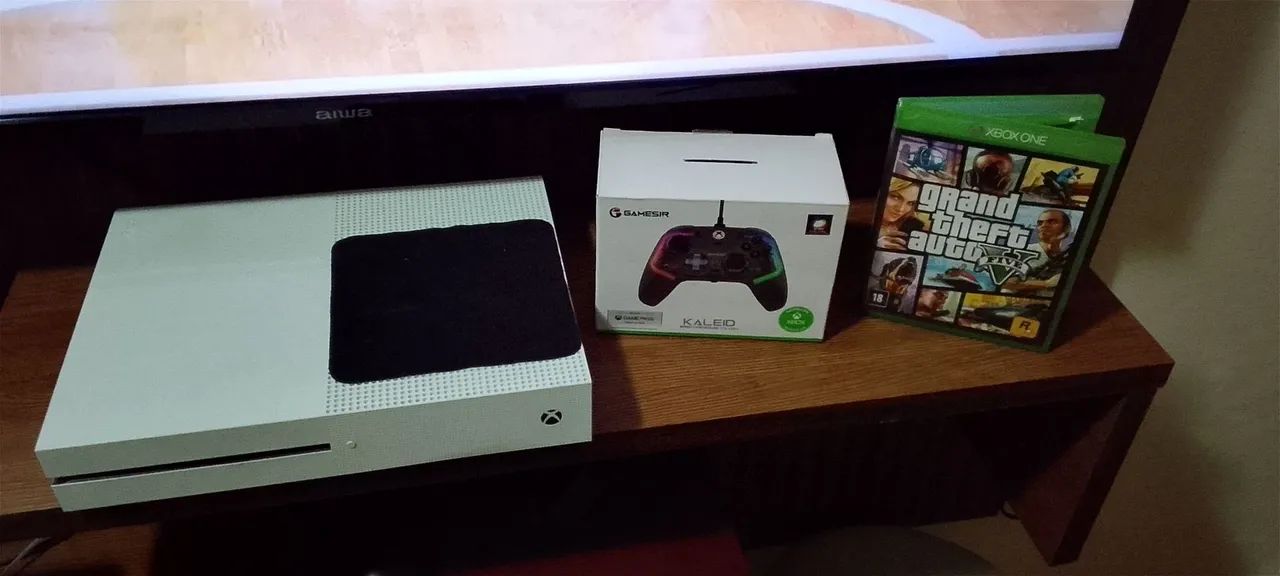 Xbox One S