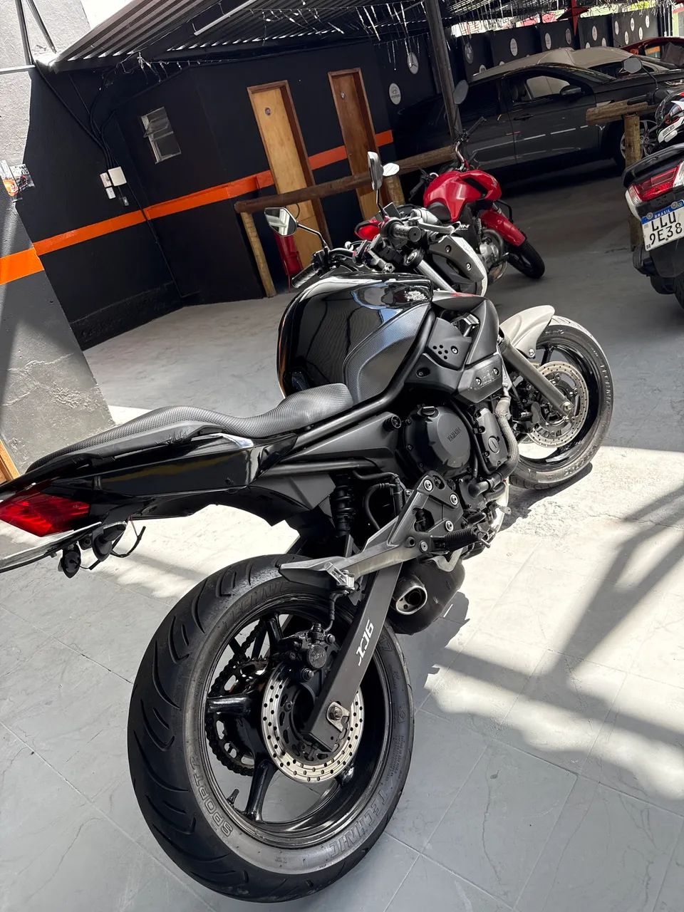 Xj6 2010 - Foto 4
