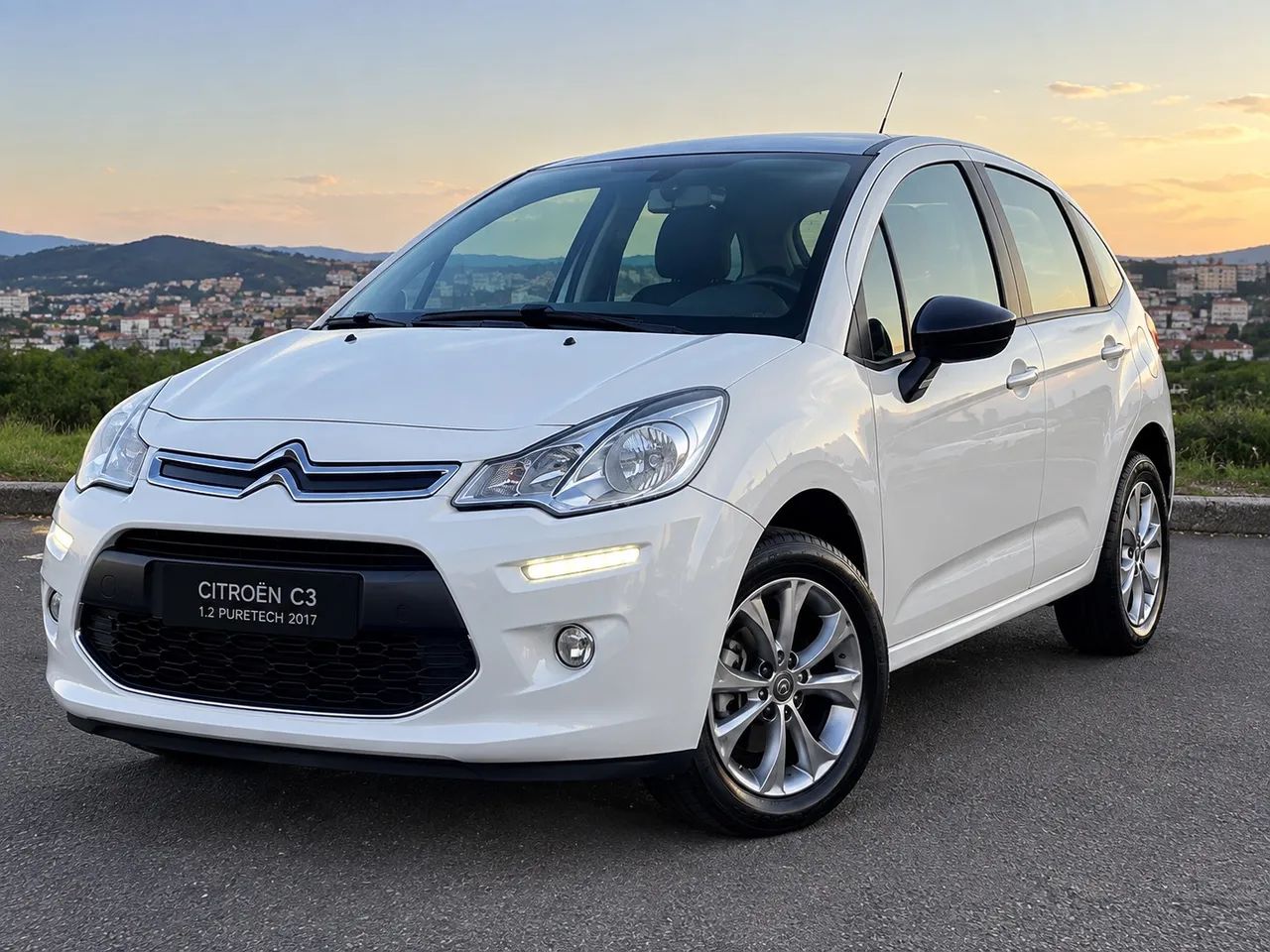 Citroen C3 Attraction Pure Tech 1.2 Flex 12V MEC 2017