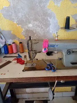 Máquina de costura pra vender  - Foto 2