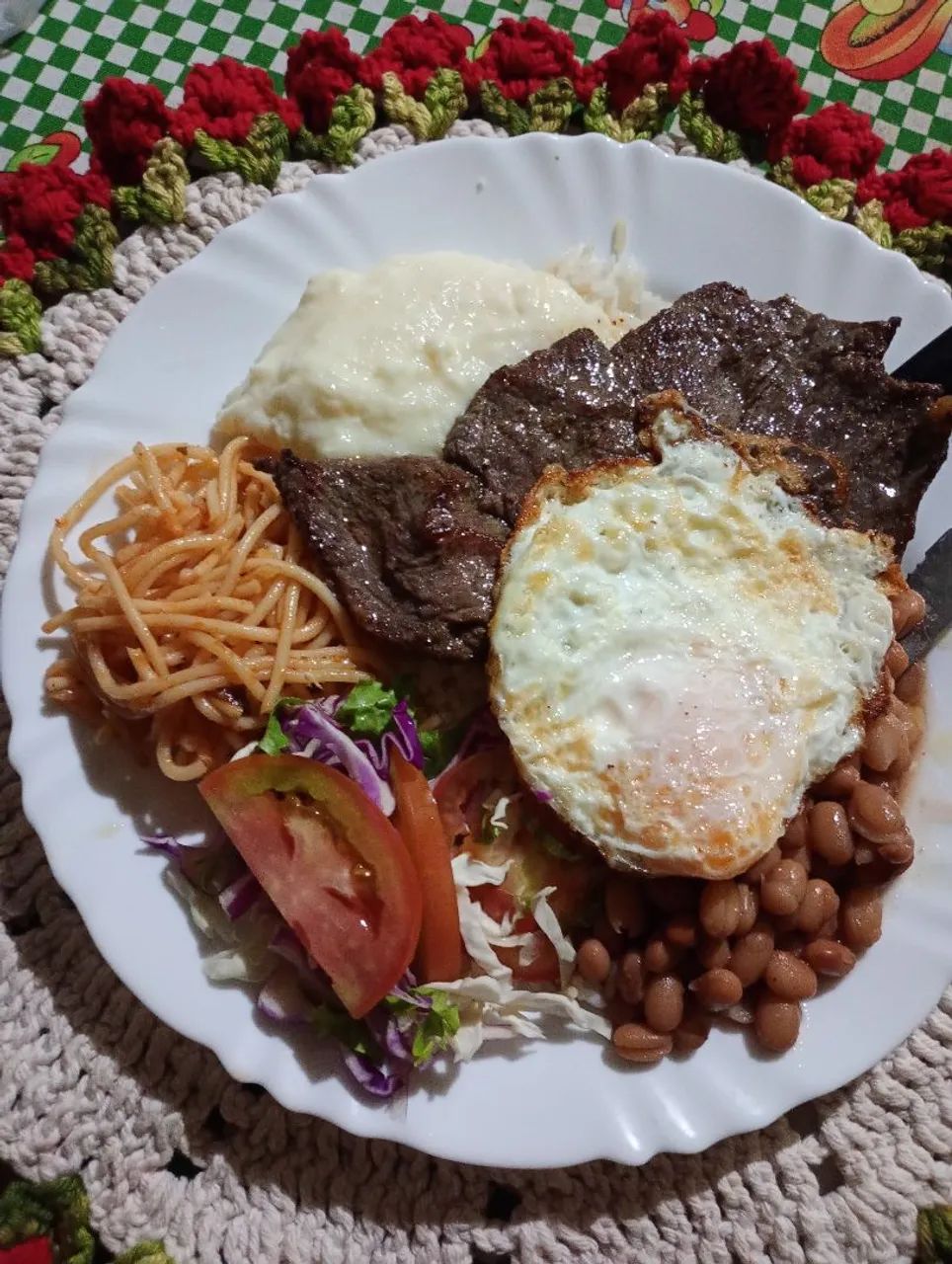 Preciso de alguém que sabe fazer comida e preparar marmita  - Foto 5