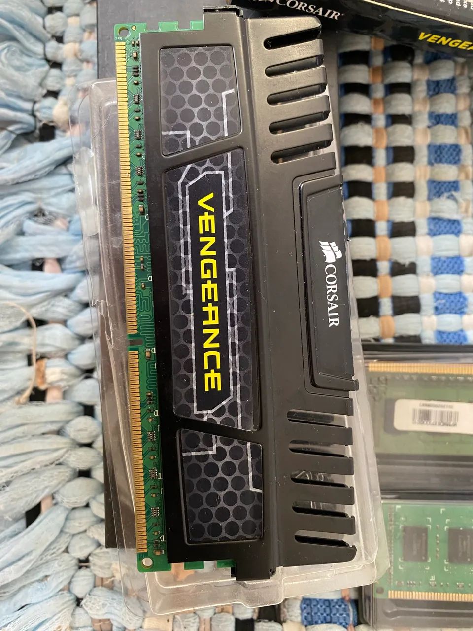 2 memória ram vengeance 4 gb cada - Foto 2