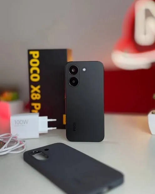 Smartphone Xiaomi Poco F8 Pro 5G 512GB 12GB RAM Dual SIM Tela 6.59