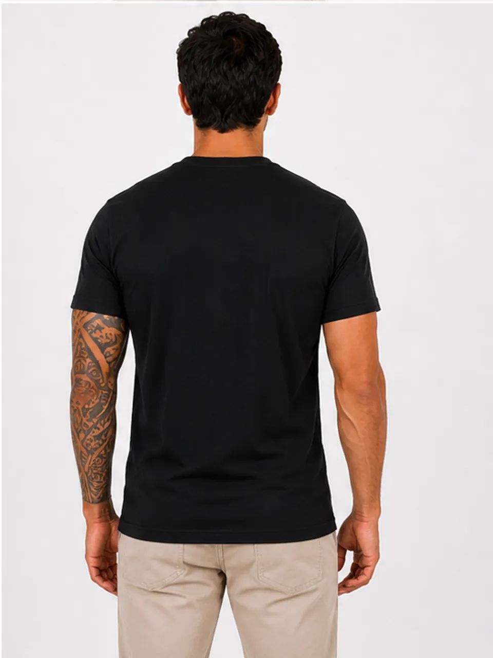 Camiseta Algodão Penteado Gola Canelada Preta - Foto 4