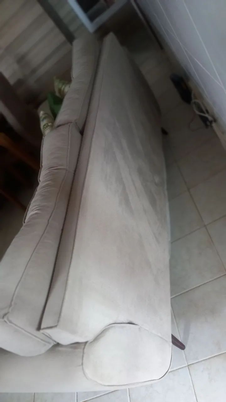 Vendo sofá  2.10m  contato * - Foto 4