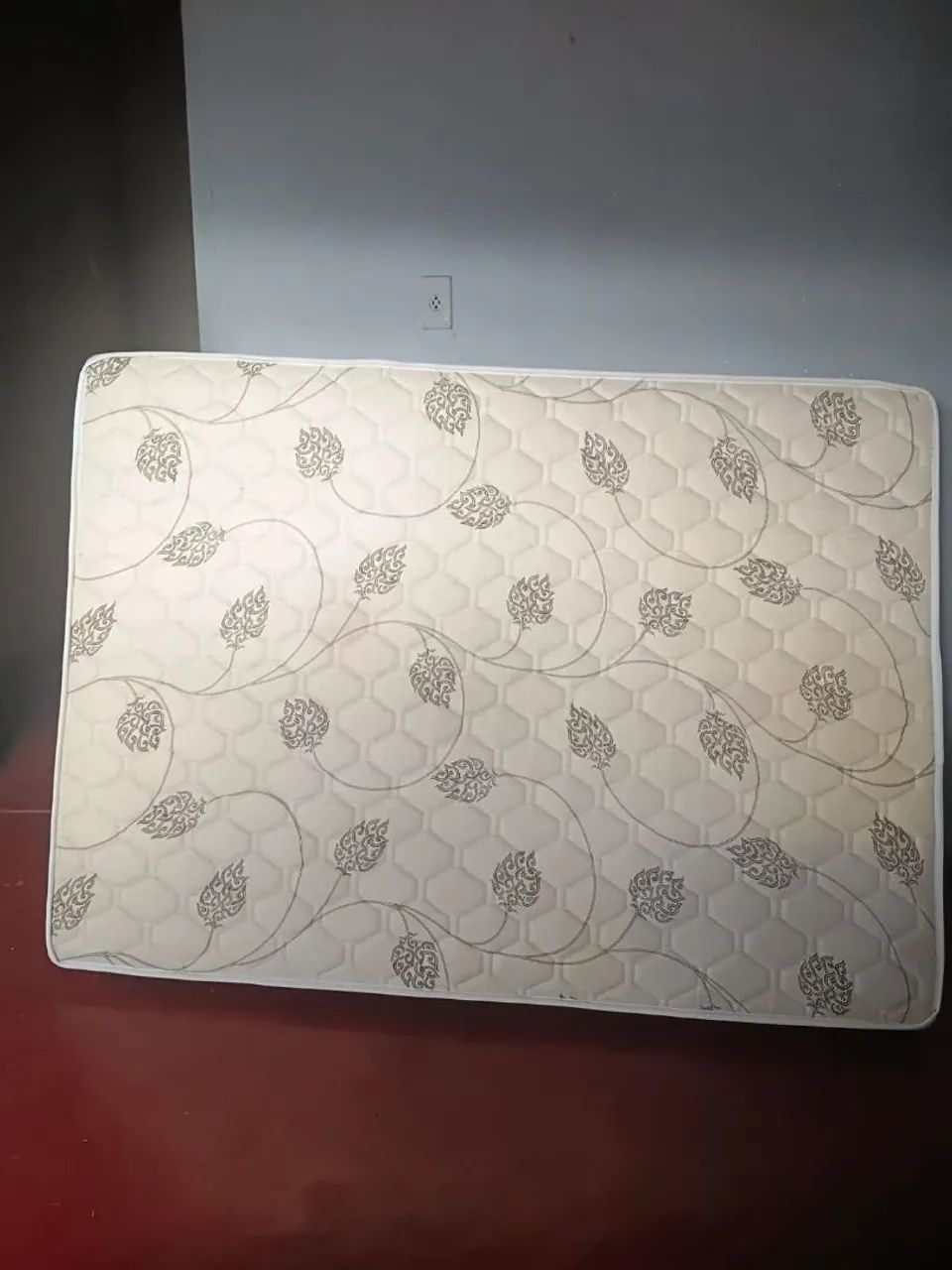 Vendo colchão box