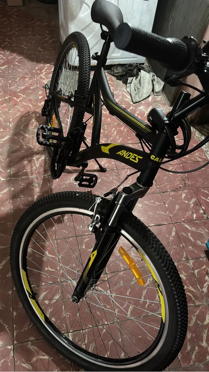 Bicicleta Caloi Andes aro 26, vinte e uma velocidades
