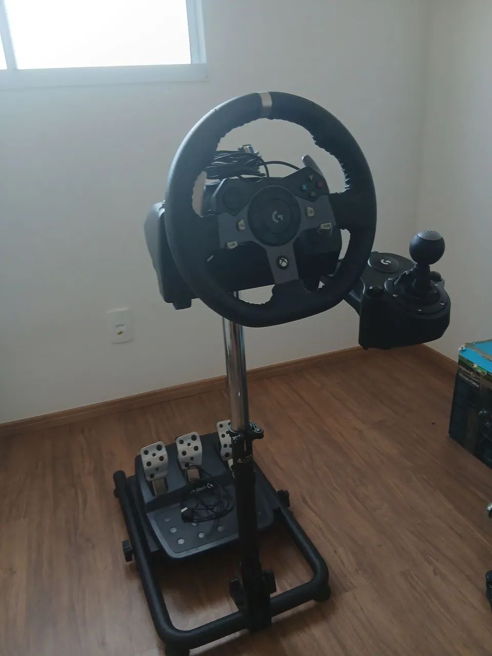 Volante Logitech G920 com câmbio e suporte