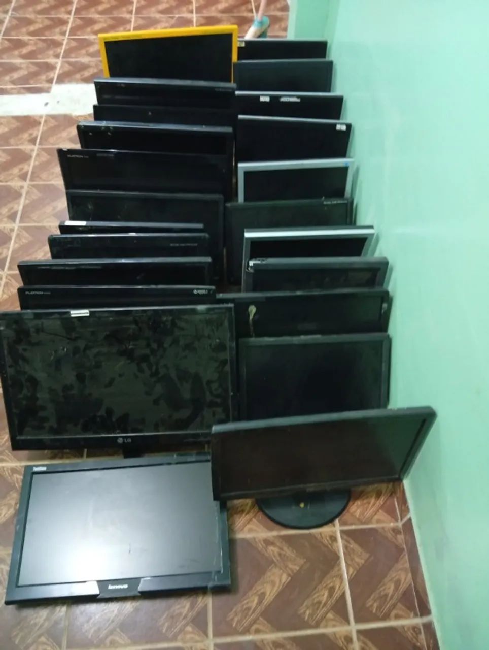 Lote de Monitores para Conserto - Foto 2