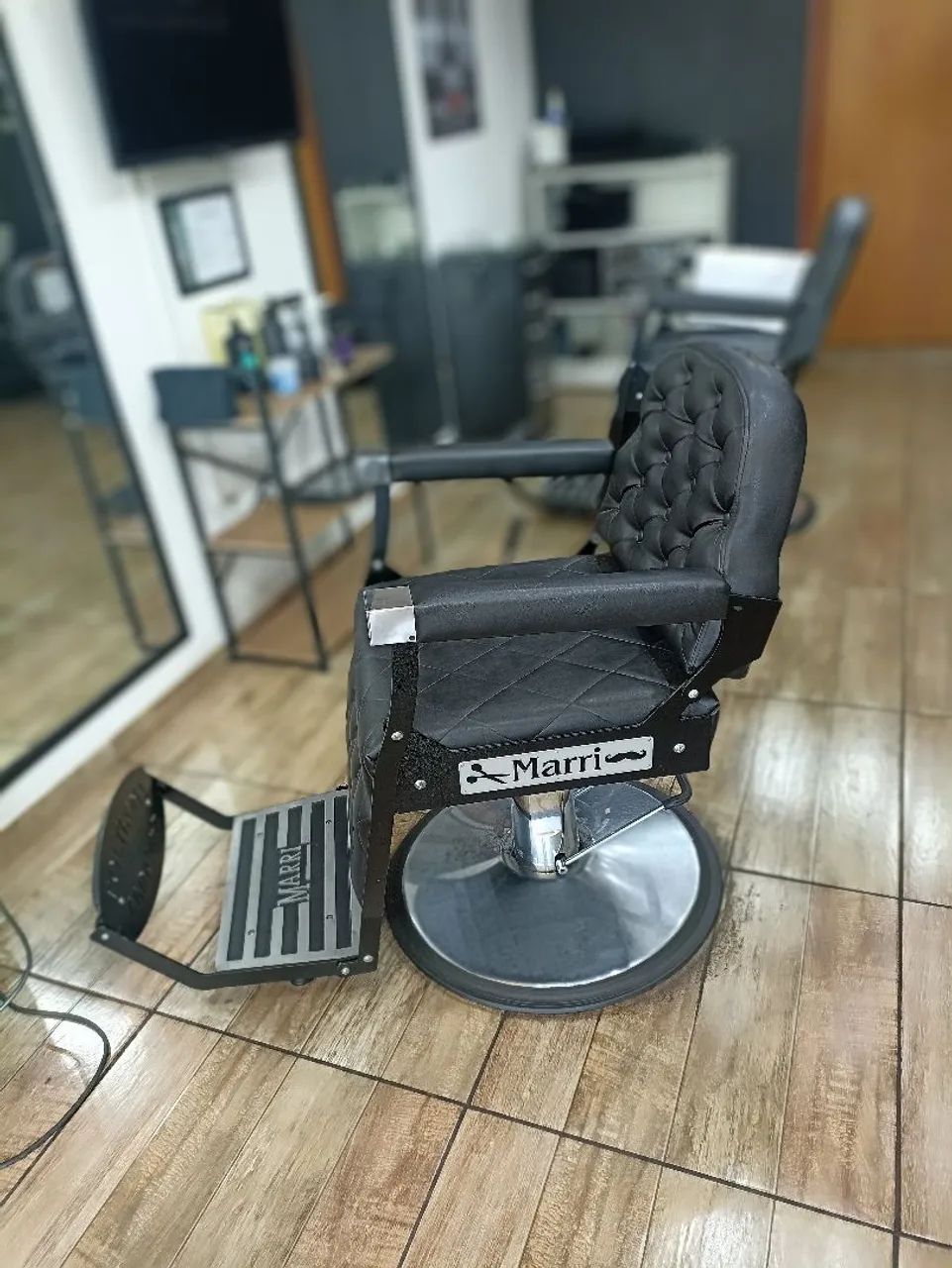 Cadeira Barbearia Marri