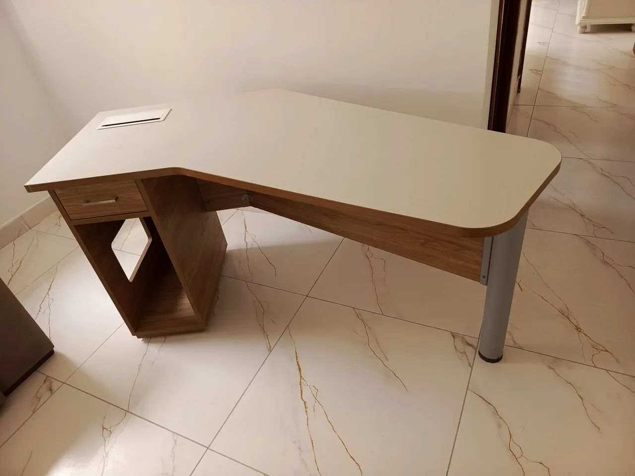 Mesa de Escritório Lazzarini 