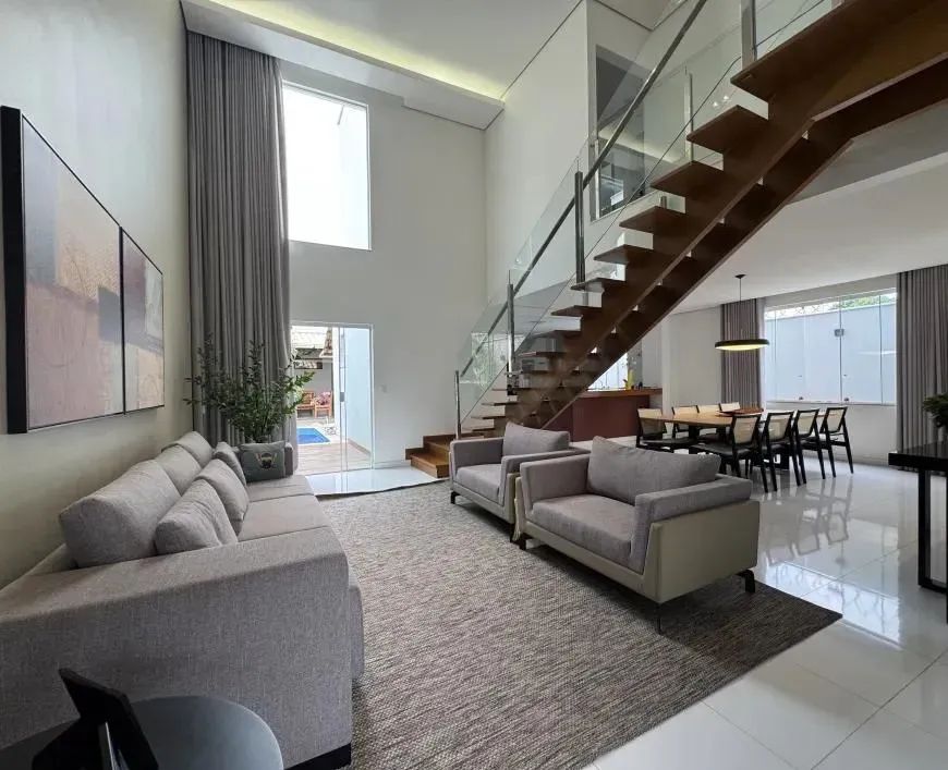 EXCELENTE CASA NO BAIRRO TREVO COM QUATRO QUARTOS - Foto 3