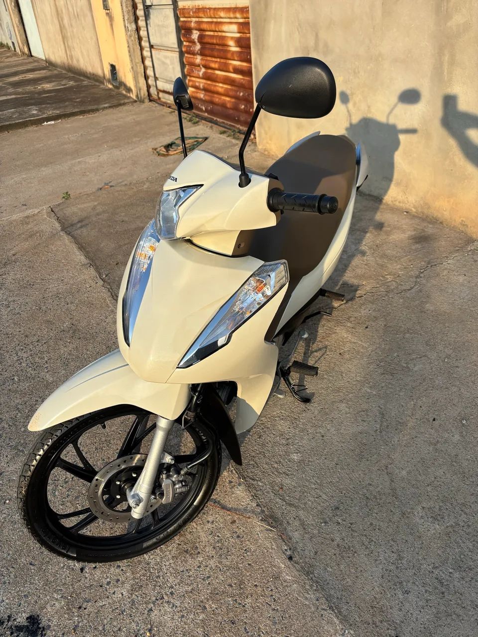 Biz 125 2024 - Foto 2
