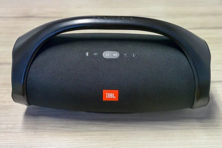 JBL Boombox 2