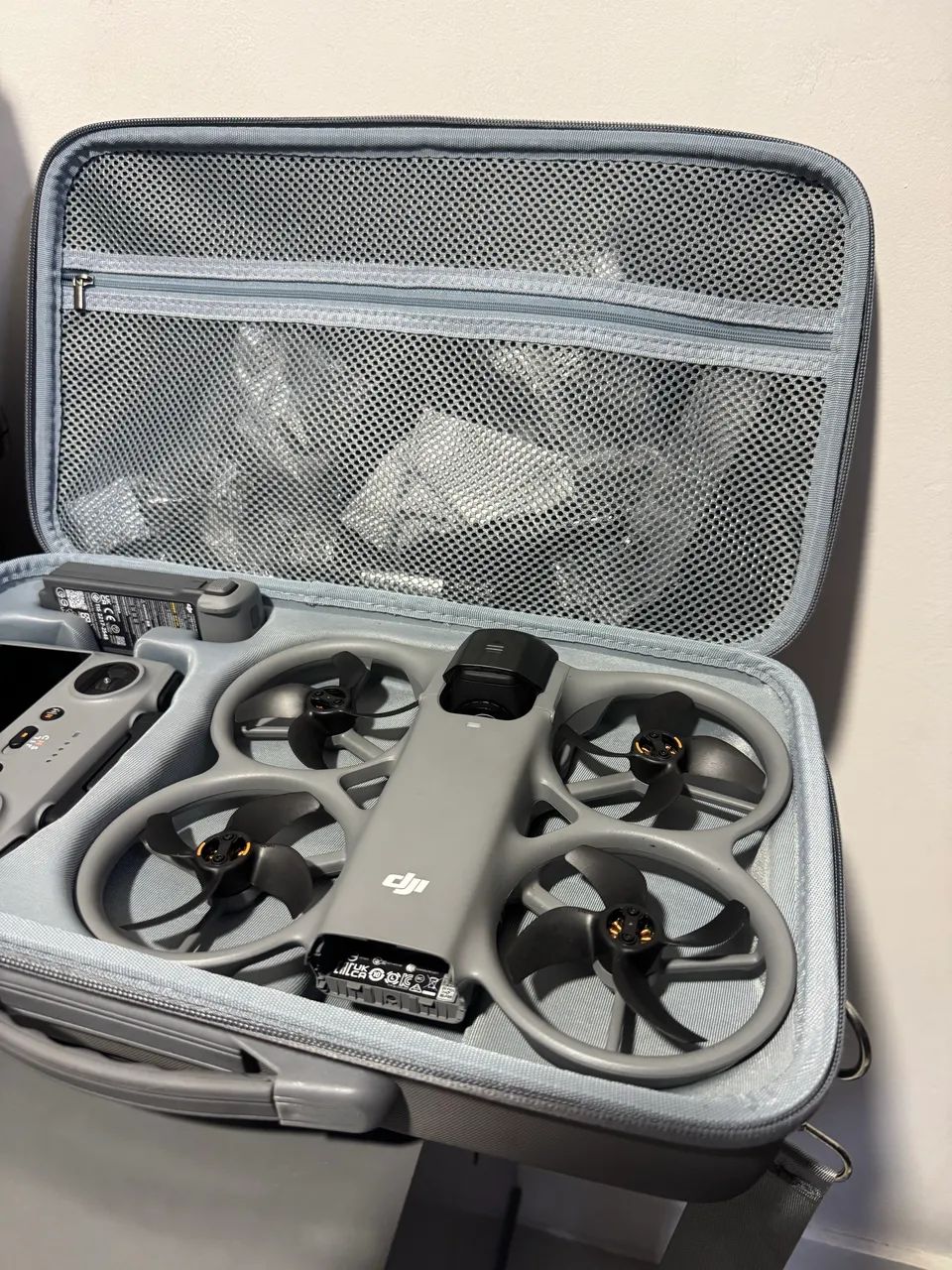 Drone DJI Avata 360 + Controle com Tela - Foto 4