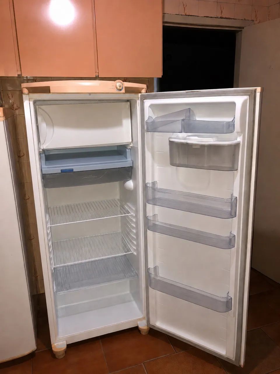 Geladeira em ótimo estado
