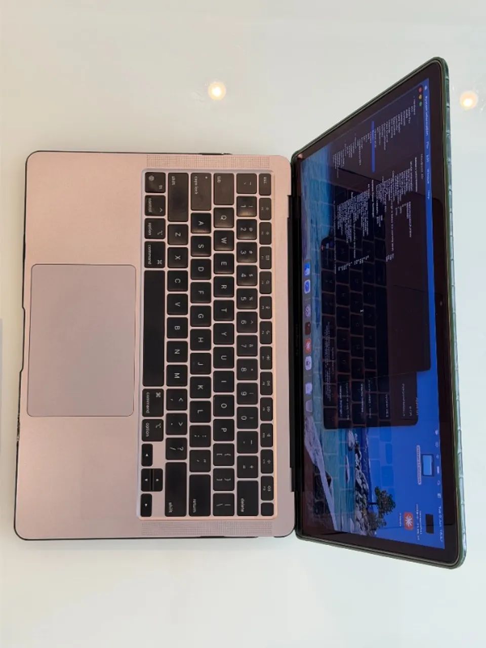 MacBook Air M1 8GB/256GB バッテリー77% 本体のみ Apple MacBook Air M1 8GB 256GB - Bateria 107 Ciclos - Notebooks