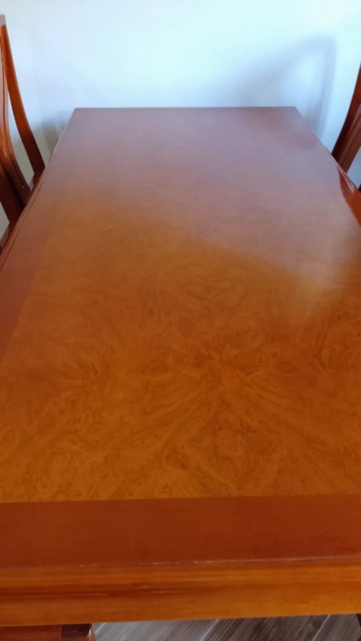 MESA DE MADEIRA 8 LUGARES - ACABAMENTO EM MOGNO - ALTO DESIGN - Foto 4