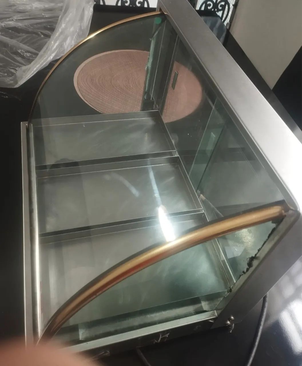 Vendo estufa semi nova 