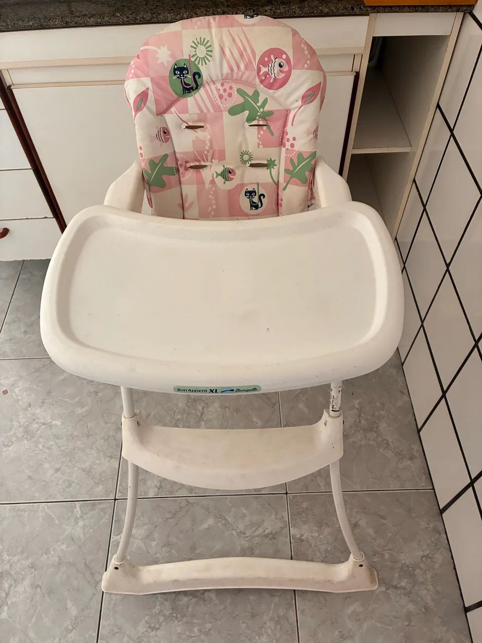 Vendo cadeira de alimentação Burigotto