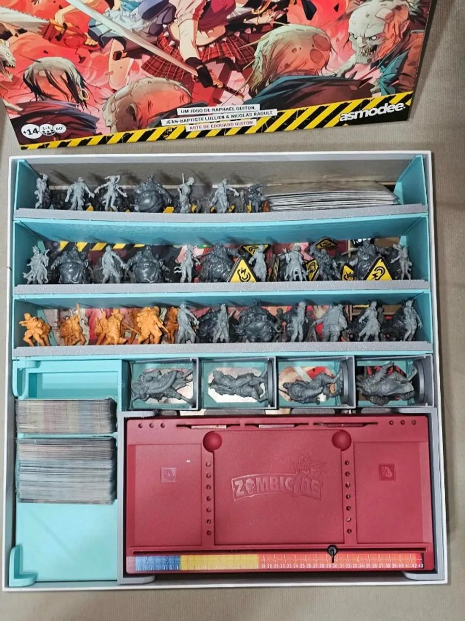 Zombicide 2a Edição + Sleeves + Insert 3d - Foto 4