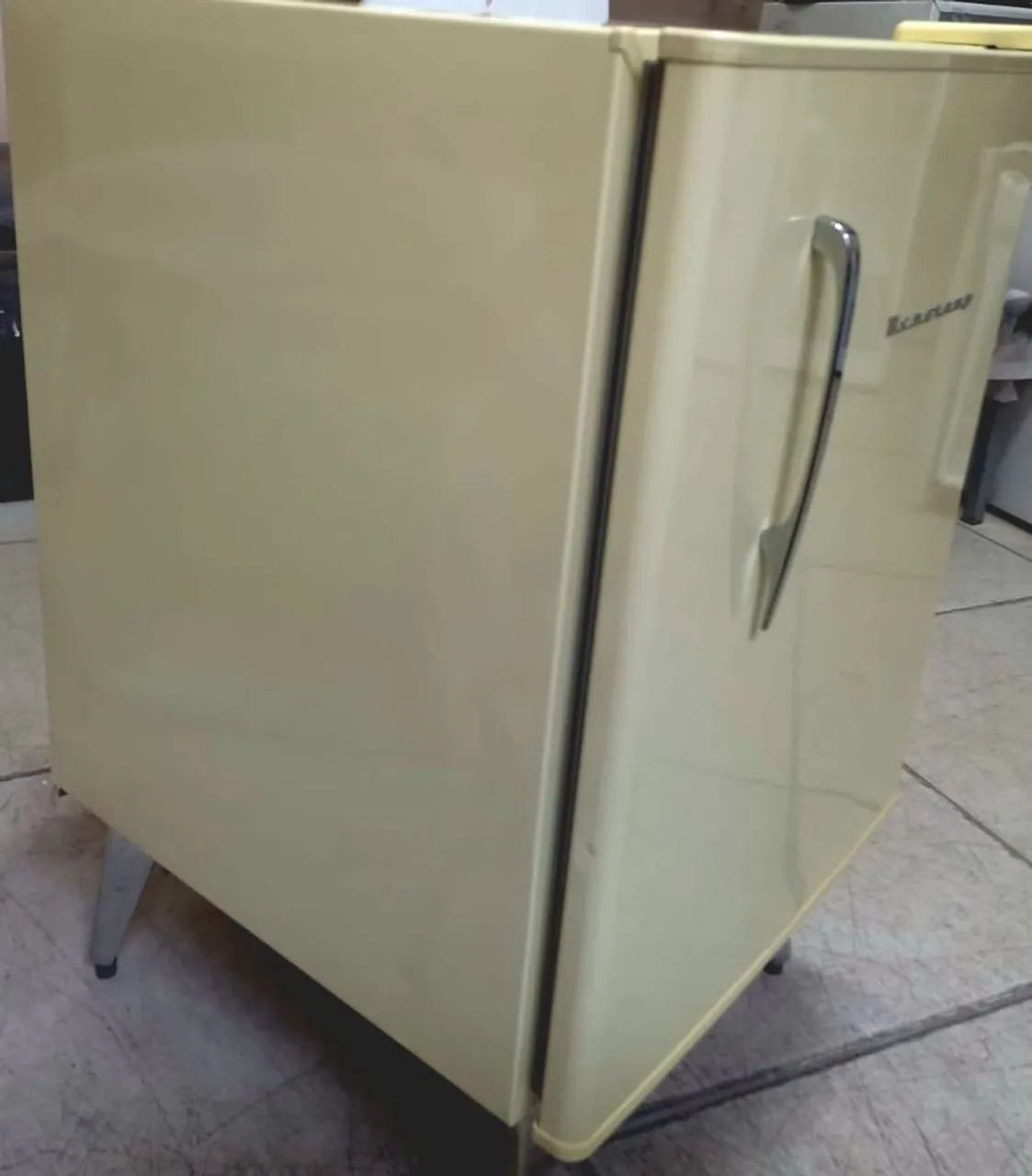 Frigobar Brastemp retrô impecável,  abaixo do custo - Foto 4