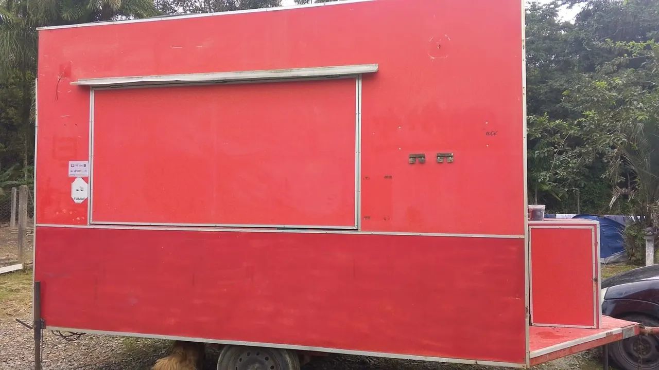 Trailer fodtruk.