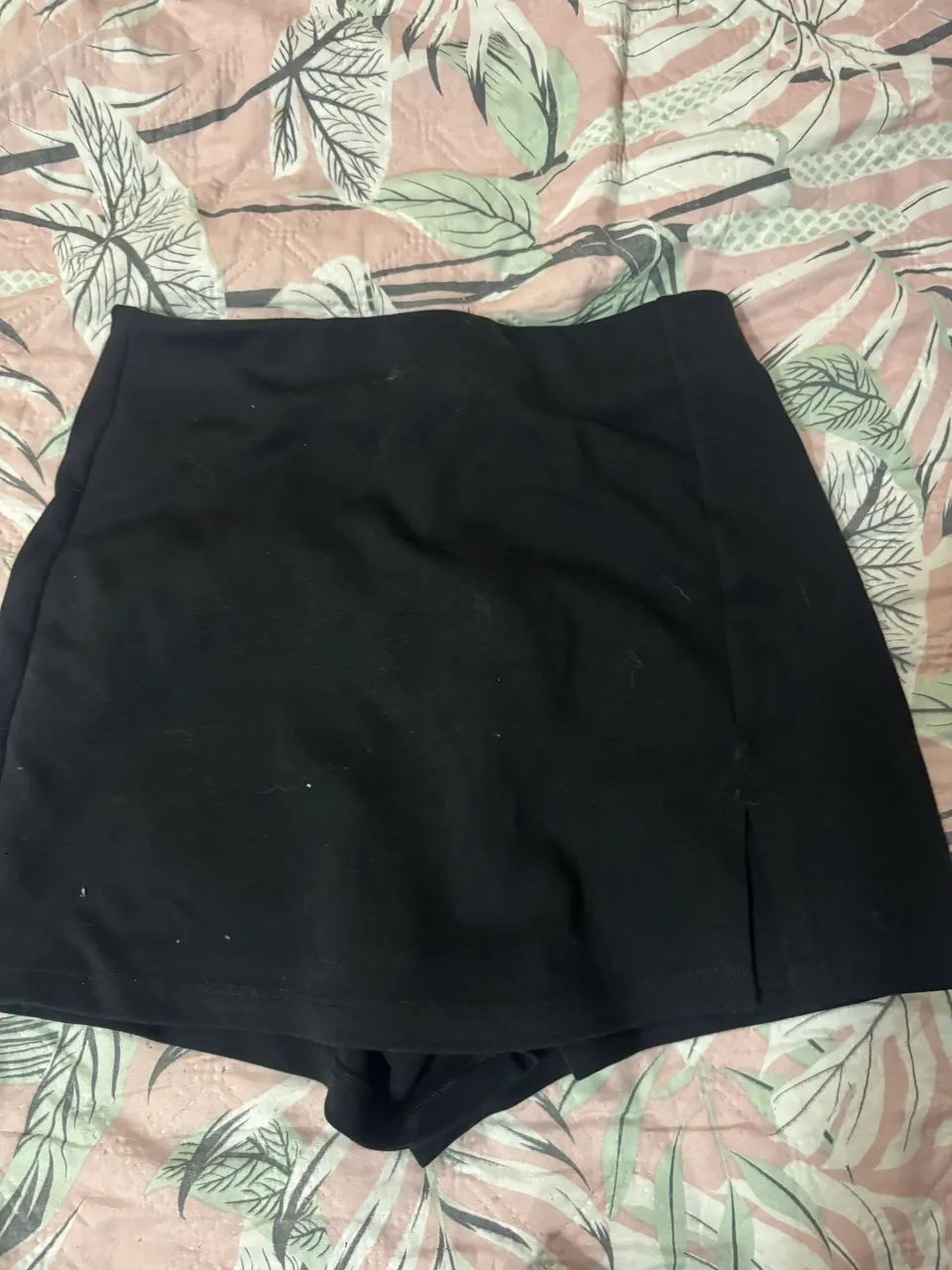 Short saia preto 