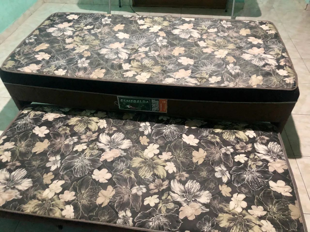 Vendo cama box solteiro  - Foto 2