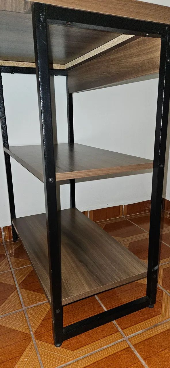 Mesa Escrivaninha Estilo Industrial 60x150cm com 2 prateleiras  - Foto 2