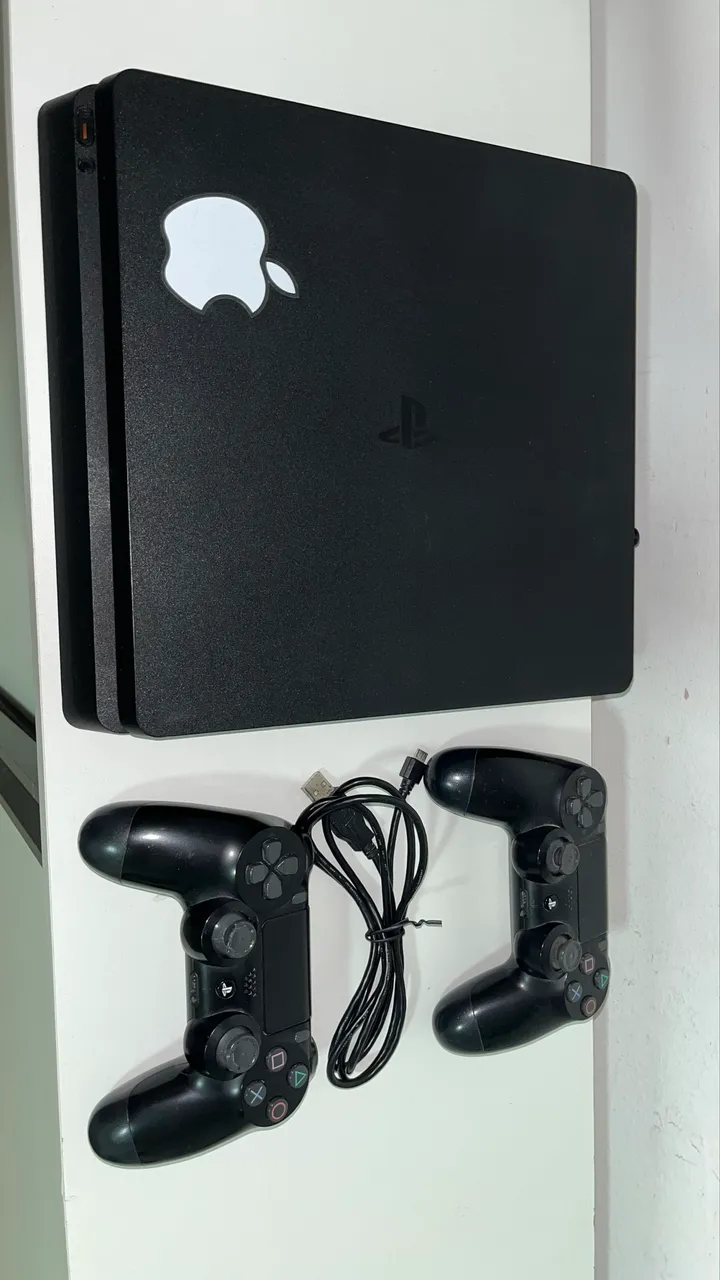 PS4 500GB + 2 Controles + 14 Jogos - Completo e Conservado