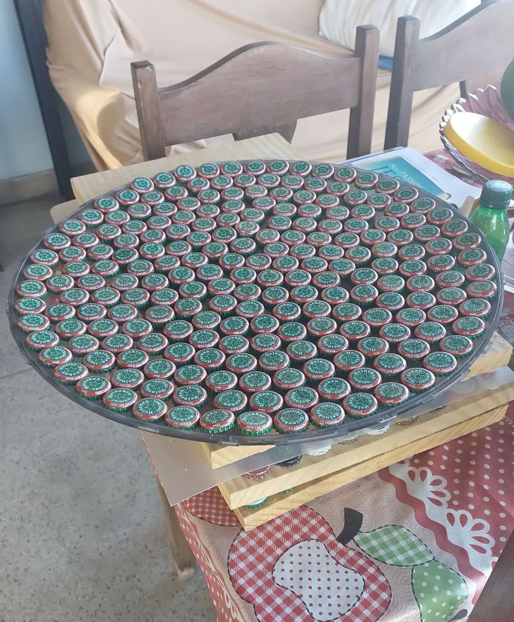 Tampinhas Heineken para artesanato