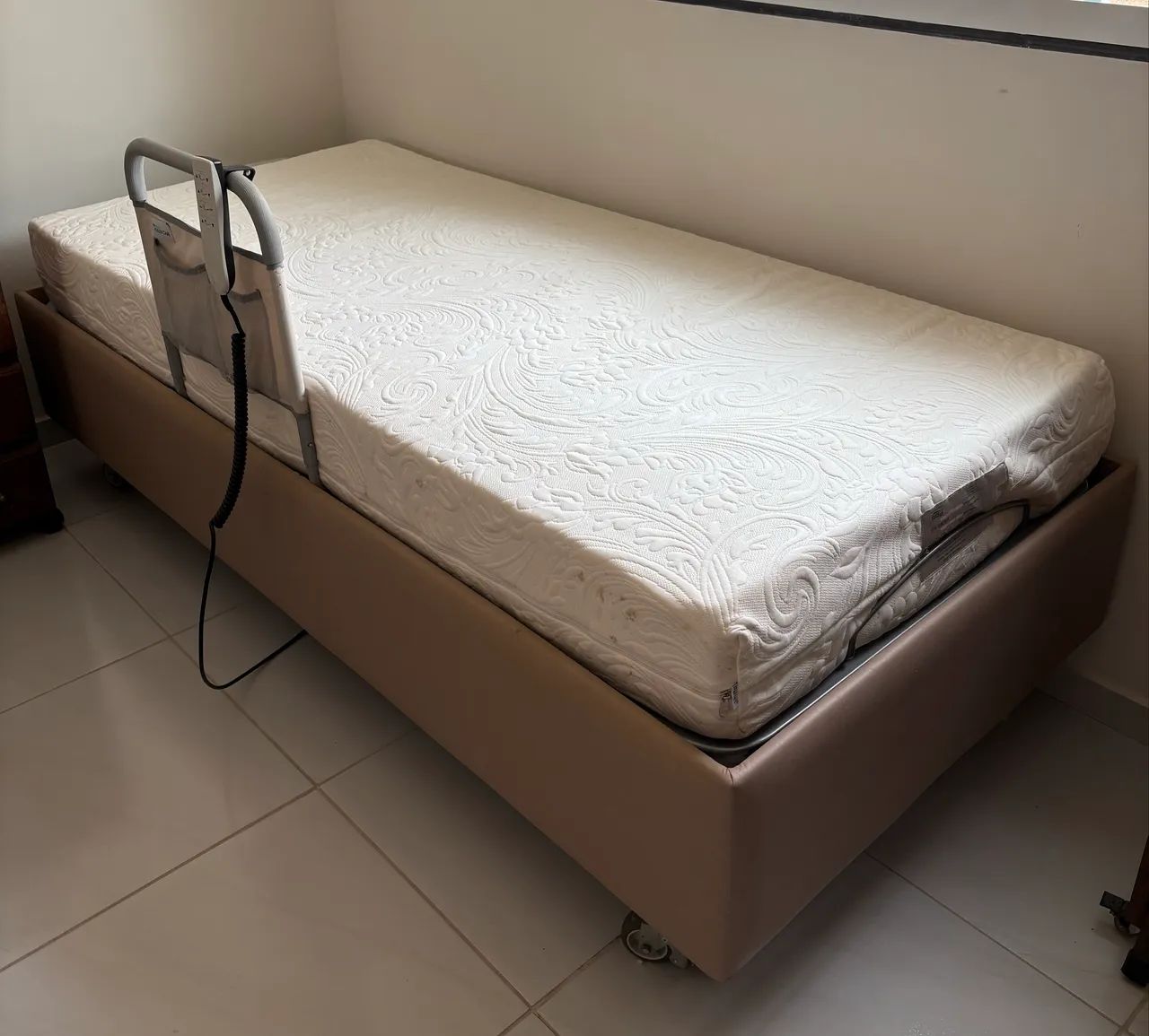 Cama articulada Pilati