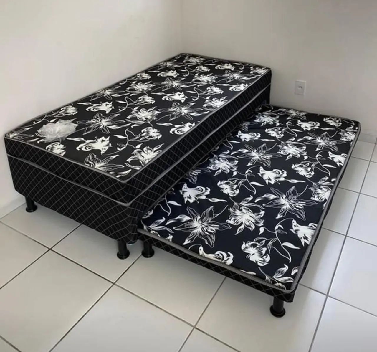Cama box solteirão com auxiliar de fábrica  - Foto 3