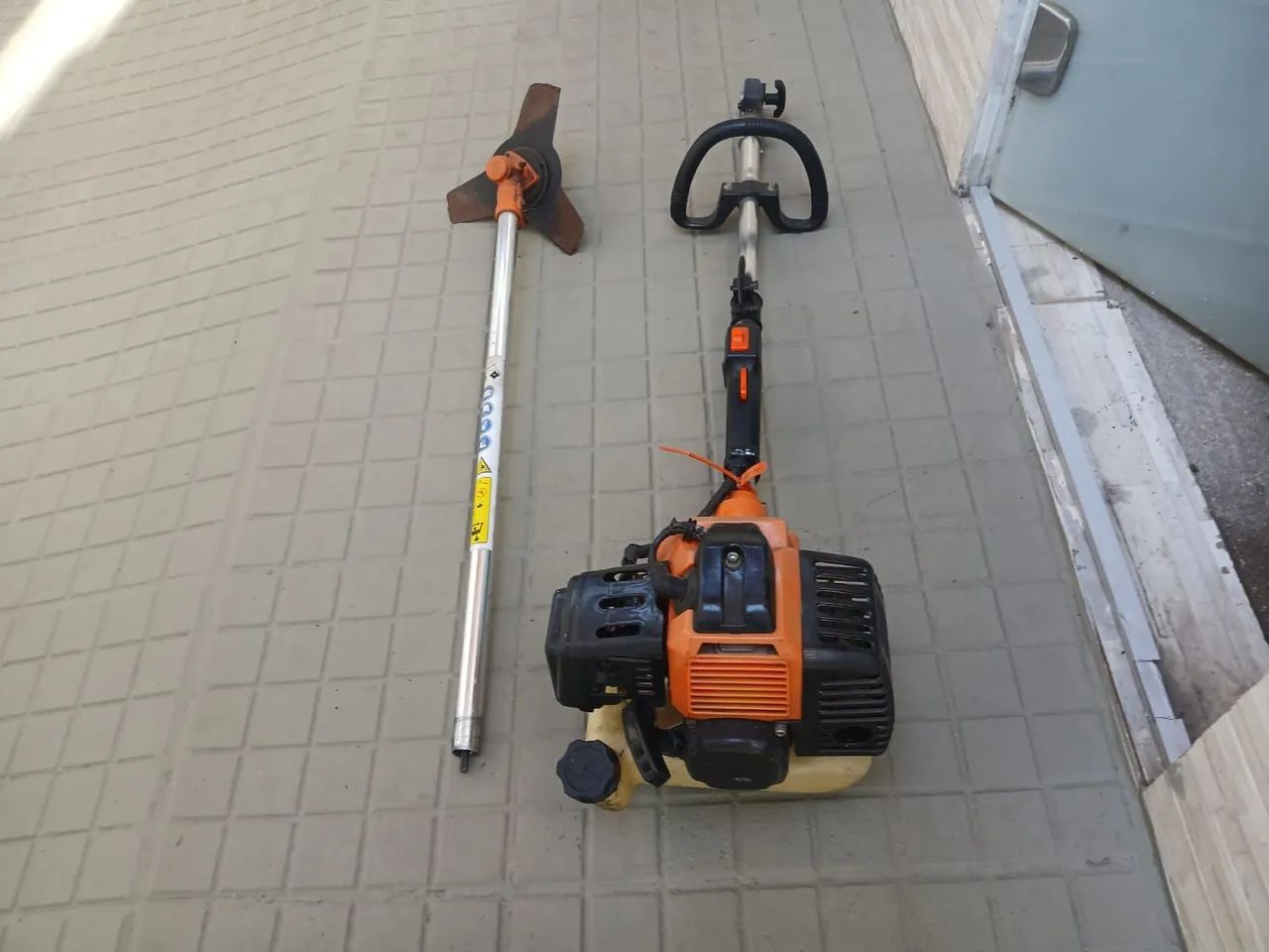 Roçadeira Husqvarna  - Foto 4