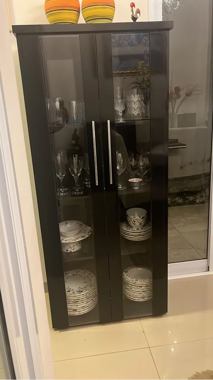 Vendo jogo de sala de jantar completo com buffet - Foto 3