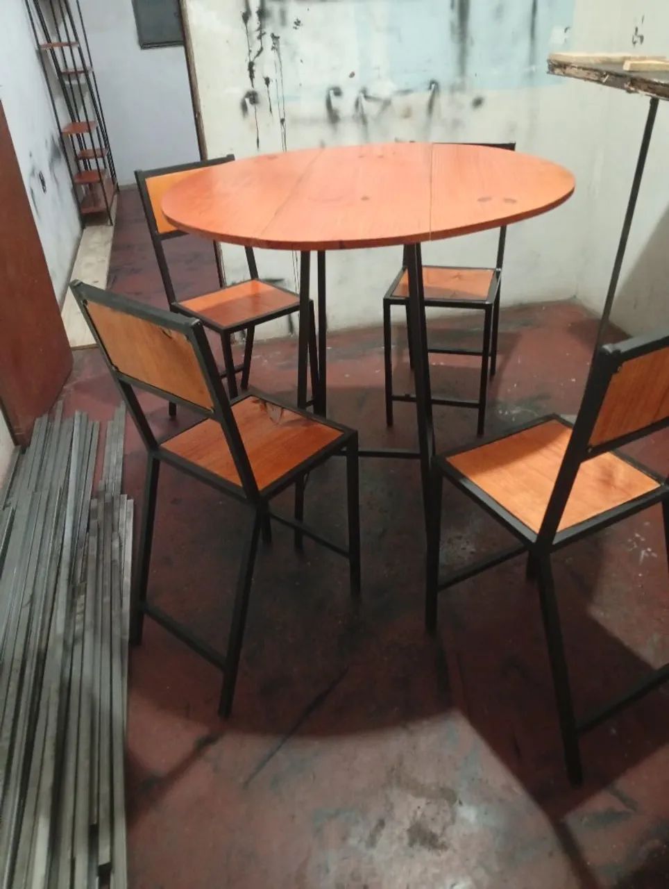Mesa industrial sobe medida  - Foto 2