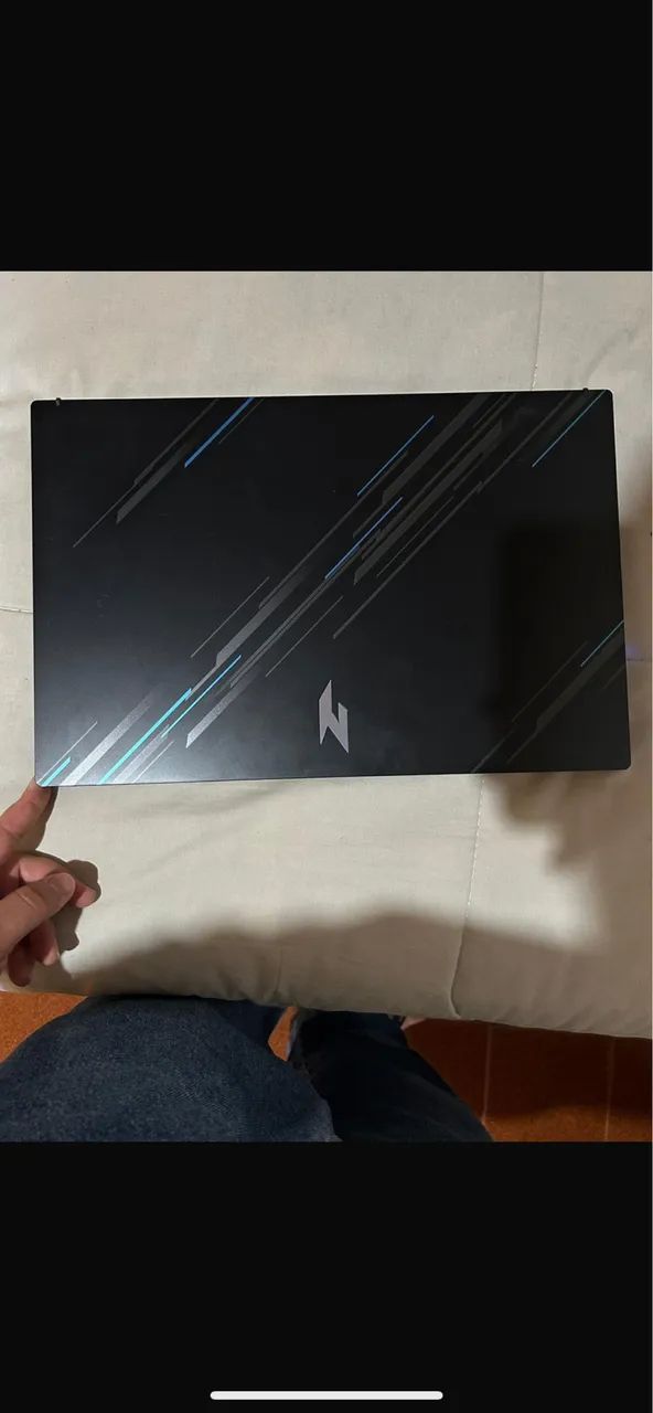 Nitro V15