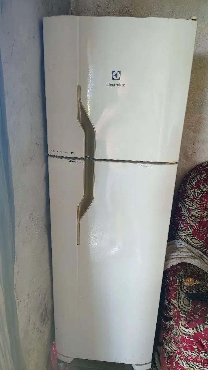 Refrigerador Electorlux Df35a 