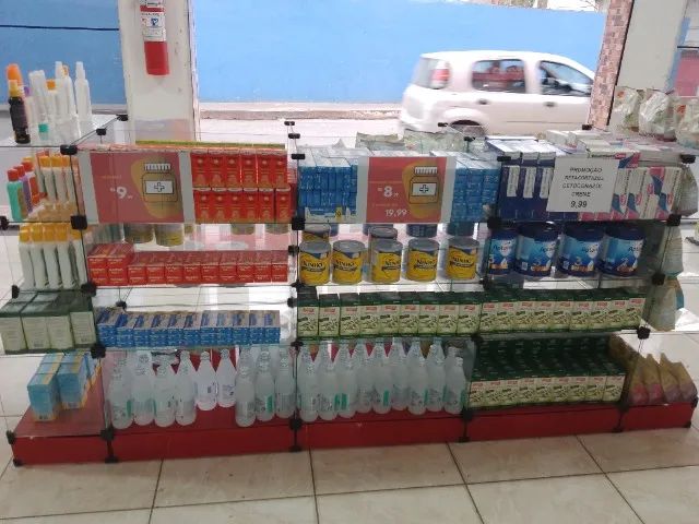 Farmácia vendo instalação de vidro - Foto 2