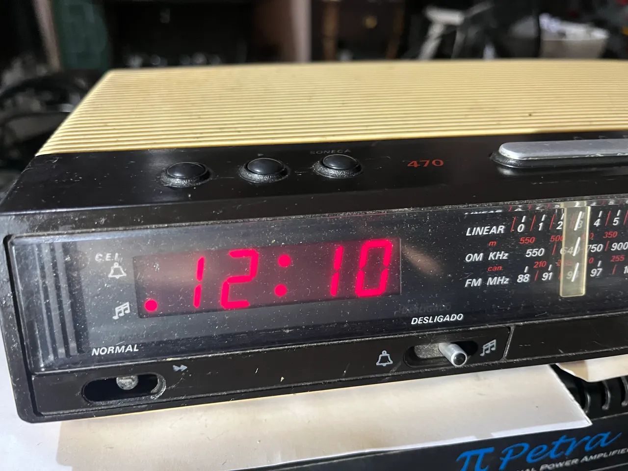 rádio portátil antigo da Philips - Foto 3