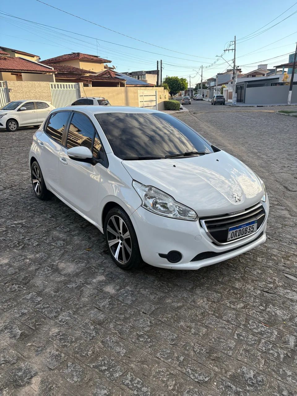 Peugeot 208 Active/active Pack 1.5 Flex 8V 5P 2014 - Foto 2